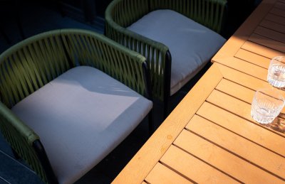 Dit zijn de tuinmeubeltrends die nu iedereen wil hebben